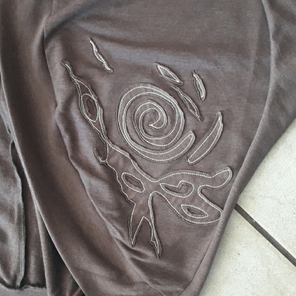 Cardigan - Picture 2 of 5